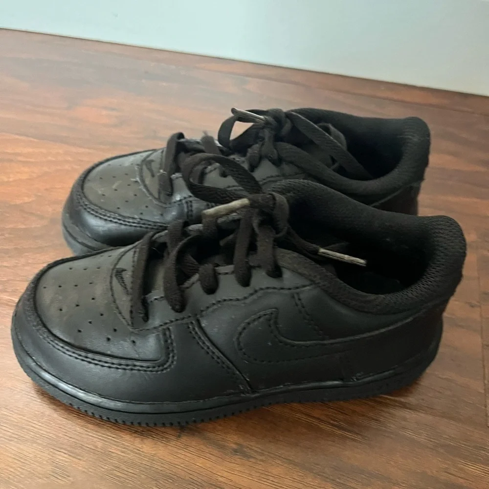 Nike this lightly